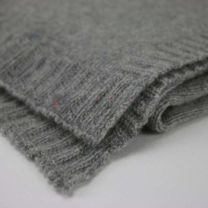 Plaid en Cachemire Gris · Fin, Doux et Chaud · Biella · Eagle Product par Plaidissimo Plaid en Cachemire Gris · Fin, Doux et Chaud · Biella · Eagle Product par Plaidissimo