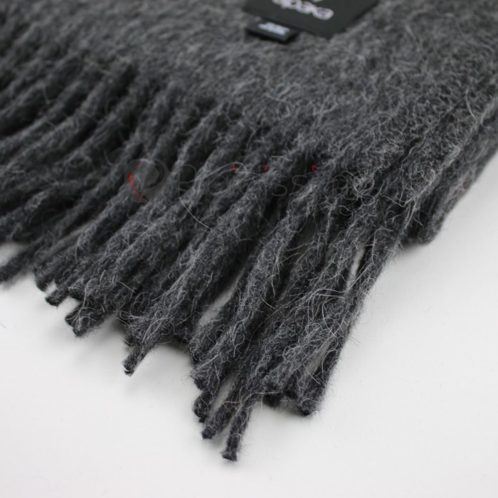 Plaid en Alpaga · Contemporain · Esprit Nordique · Classic Charbon · Alpaka par Plaidissimo