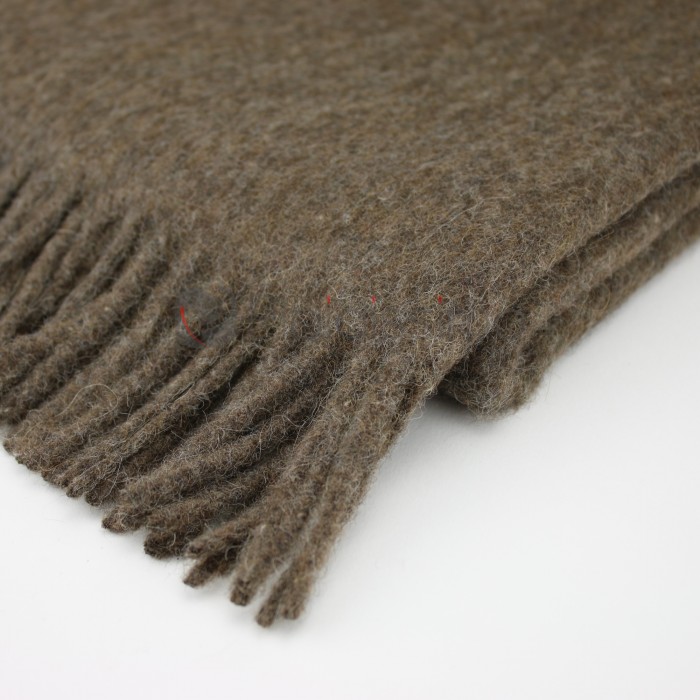 Plaid en Alpaga · Couleur cacao foncé · Doux et élégant · Excellent rapport qualité prix ·  Classic par Alpaka