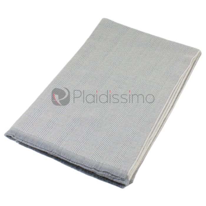 Plaid Colorado en laine vierge mérinos - Motif chevrons crème et gris - Luxe et confort intemporel