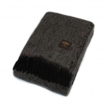 Plaid en Mohair & Laine · Anthracite · Intemporel Doux & Moelleux · Diana par Mantas Ezcaray