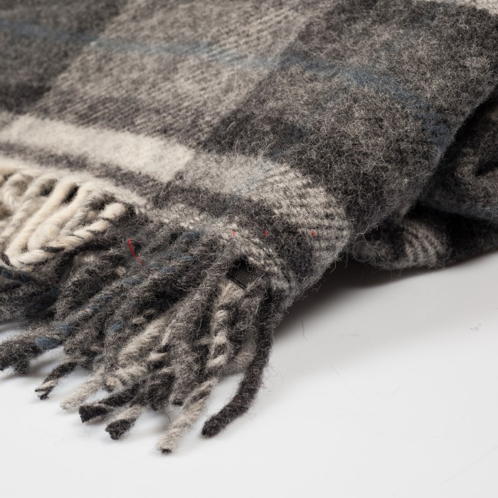 Plaid de Pique-Nique Imperméable · Laine Vierge · Cottage Grey par Tweedmill