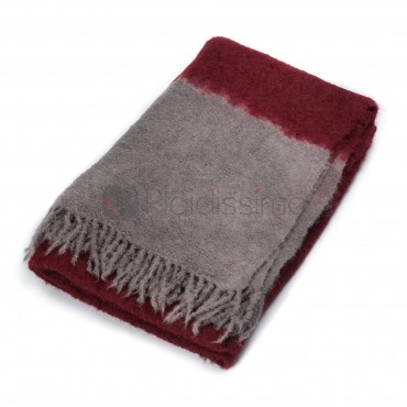 Plaid en Baby Alpaga · Style Bouclé · Somewake · Rouge et Grais par Suzusan