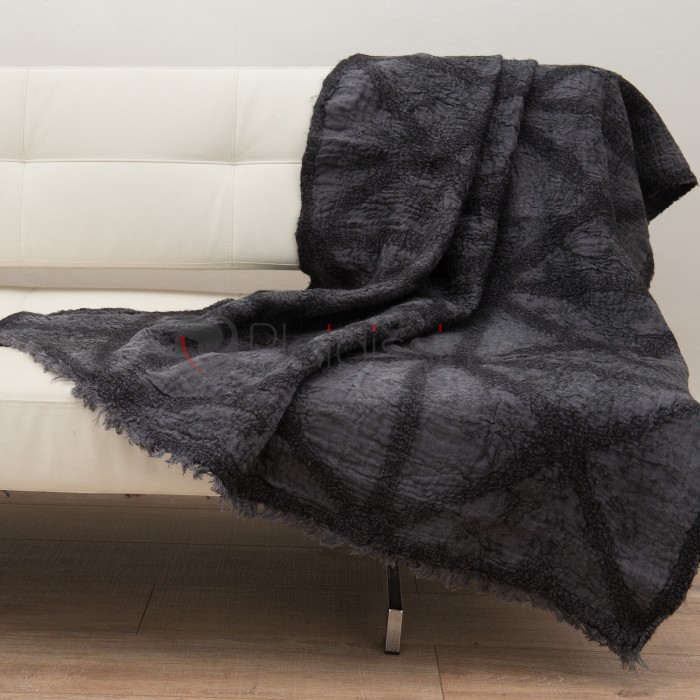 Plaid en Lin & Laine Mérinos · Décoratif au style Froissé · Teo par Leingrau